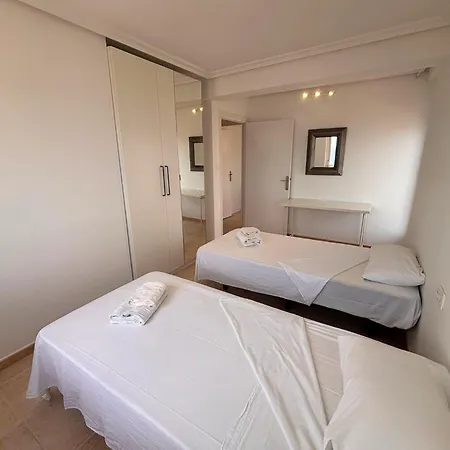 Foques Sea&garden Views Apartamento *